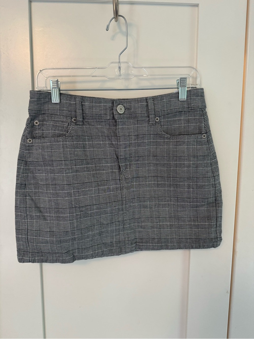 American Eagle Outfitters Gray Plaid Mini Skirt